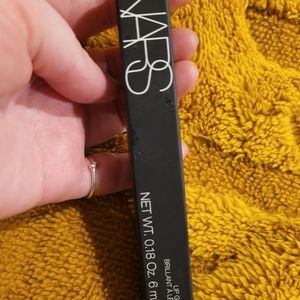NiB NARS lip gloss